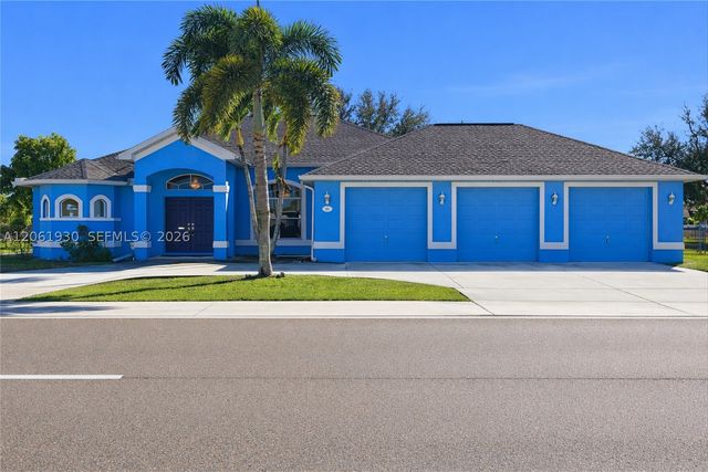 126 Nicholas PKWY W, Cape Coral, FL 33991
