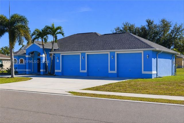 126 Nicholas PKWY W, Cape Coral, FL 33991