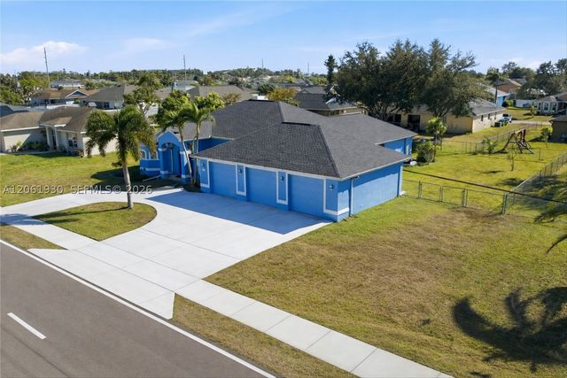 126 Nicholas PKWY W, Cape Coral, FL 33991