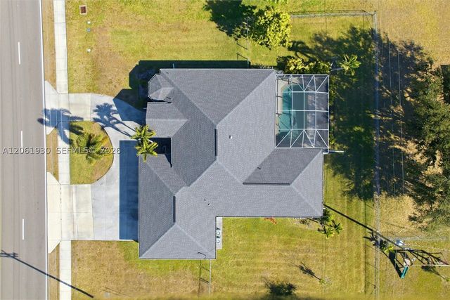 126 Nicholas PKWY W, Cape Coral, FL 33991