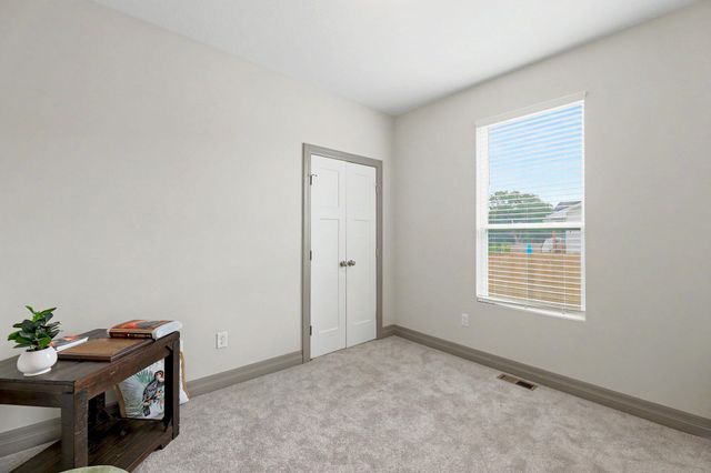 10610 W Graber St, Wichita, KS 67215