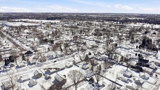 1809 N CHARLOTTE STREET, Appleton, WI 54911