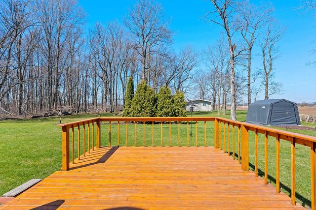 W4964 HWY 10, Menasha, WI 54952