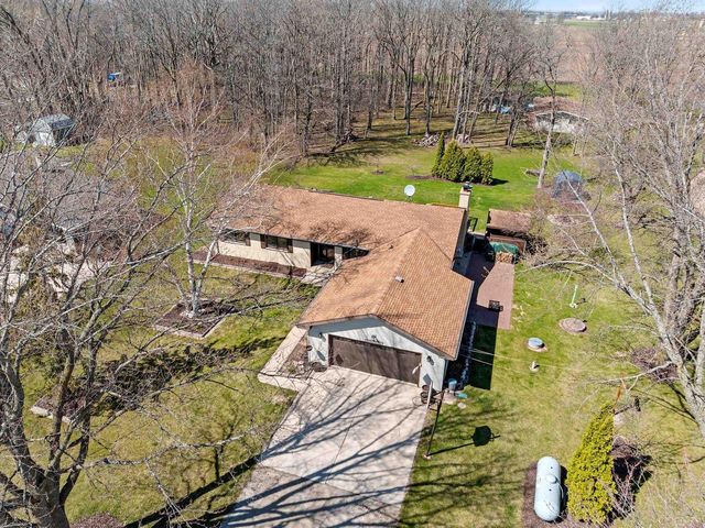 W4964 HWY 10, Menasha, WI 54952