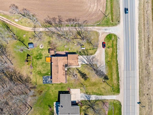 W4964 HWY 10, Menasha, WI 54952