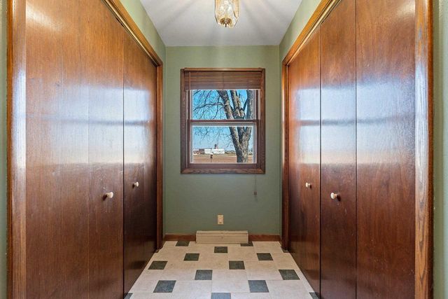 W4964 HWY 10, Menasha, WI 54952
