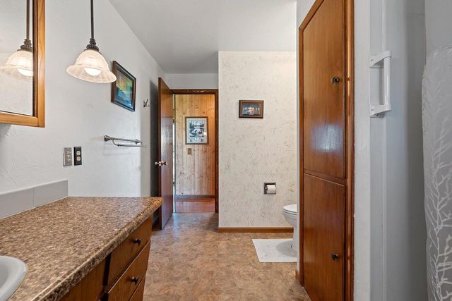 W4964 HWY 10, Menasha, WI 54952