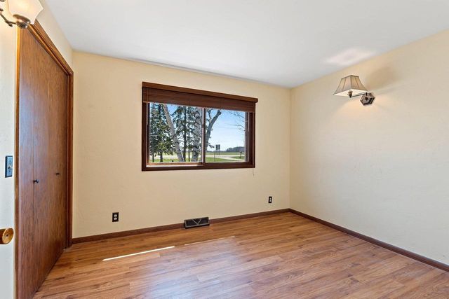 W4964 HWY 10, Menasha, WI 54952