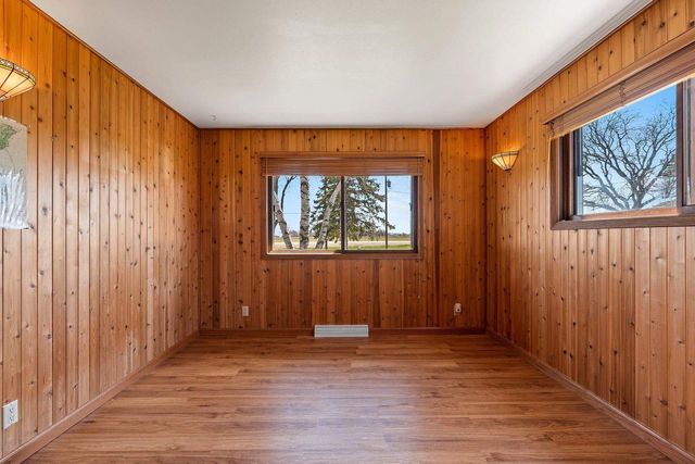 W4964 HWY 10, Menasha, WI 54952
