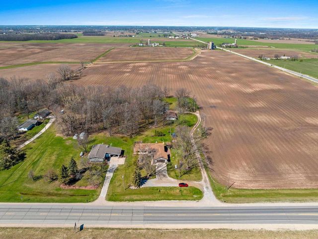 W4964 HWY 10, Menasha, WI 54952