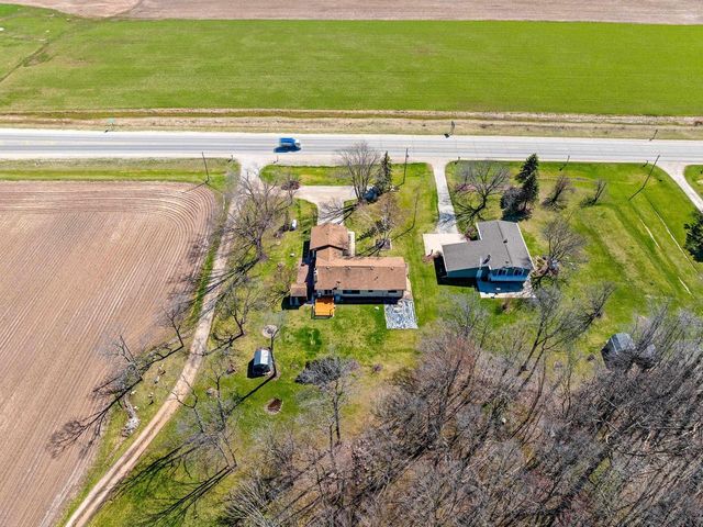 W4964 HWY 10, Menasha, WI 54952
