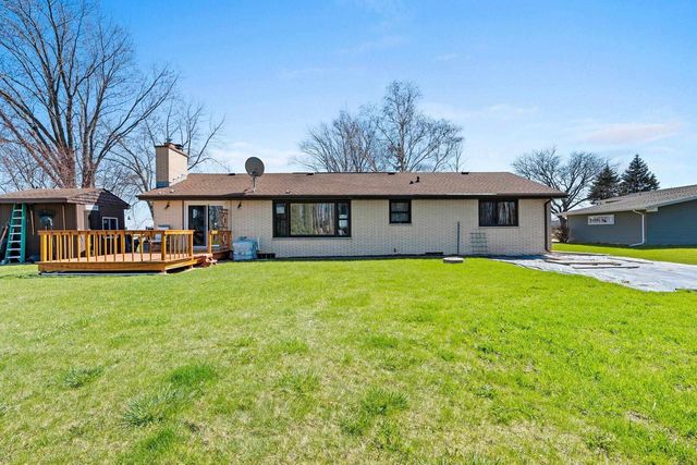 W4964 HWY 10, Menasha, WI 54952