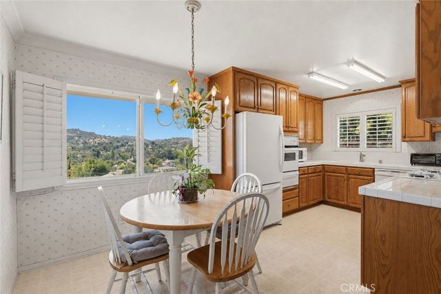 4607 Romberg Place, Woodland Hills, CA 91364