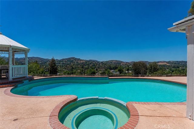 4607 Romberg Place, Woodland Hills, CA 91364