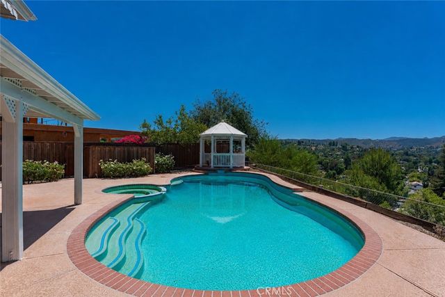 4607 Romberg Place, Woodland Hills, CA 91364