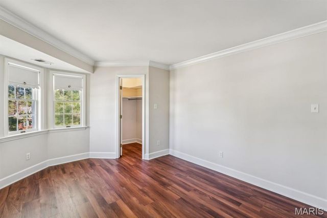 28 Country Club Terrace, Glendale, MO 63122