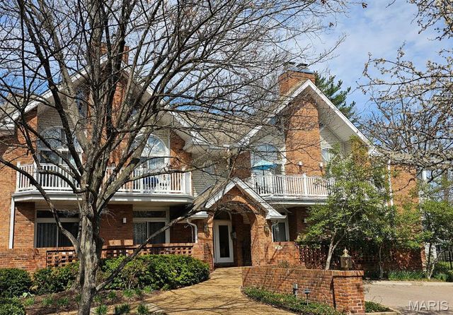 28 Country Club Terrace, Glendale, MO 63122