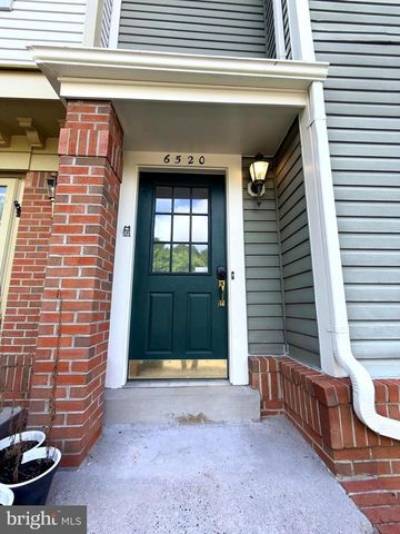 6520 MEDINAH LN, Alexandria, VA 22312