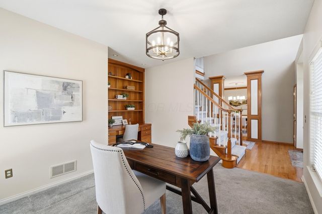 3214 Sunglow Drive, Lewis Center, OH 43035