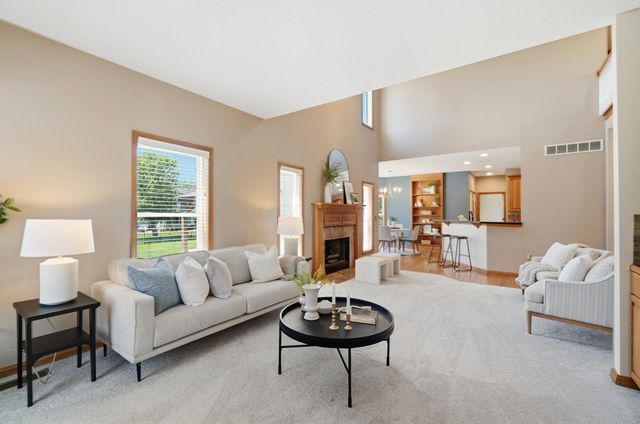 3214 Sunglow Drive, Lewis Center, OH 43035