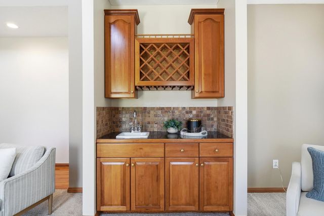 3214 Sunglow Drive, Lewis Center, OH 43035