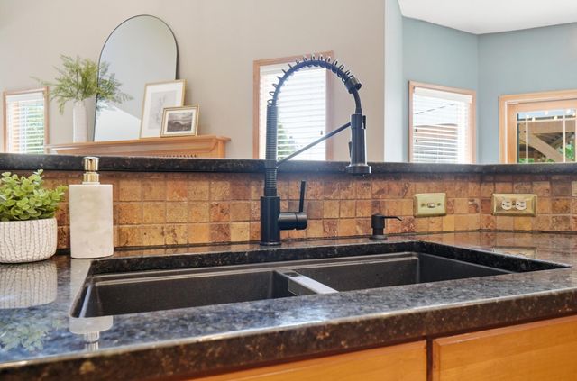 3214 Sunglow Drive, Lewis Center, OH 43035