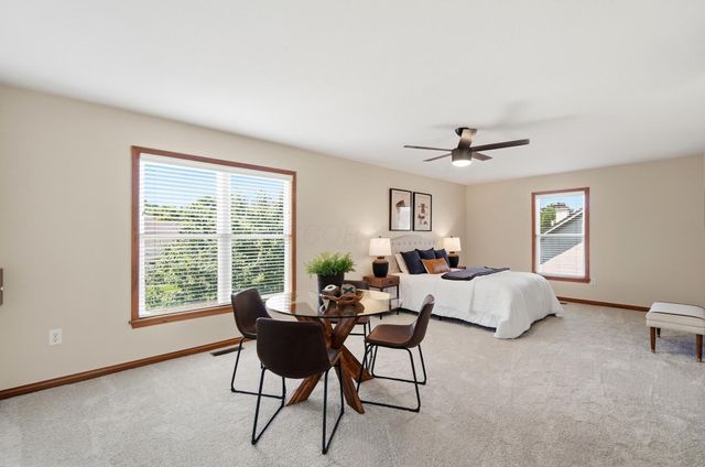 3214 Sunglow Drive, Lewis Center, OH 43035
