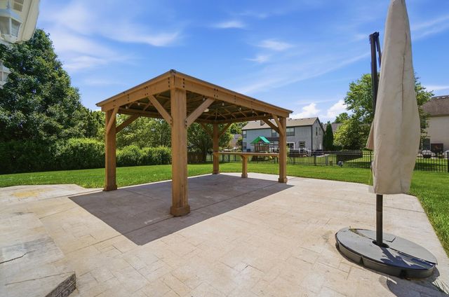3214 Sunglow Drive, Lewis Center, OH 43035