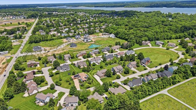 3214 Sunglow Drive, Lewis Center, OH 43035