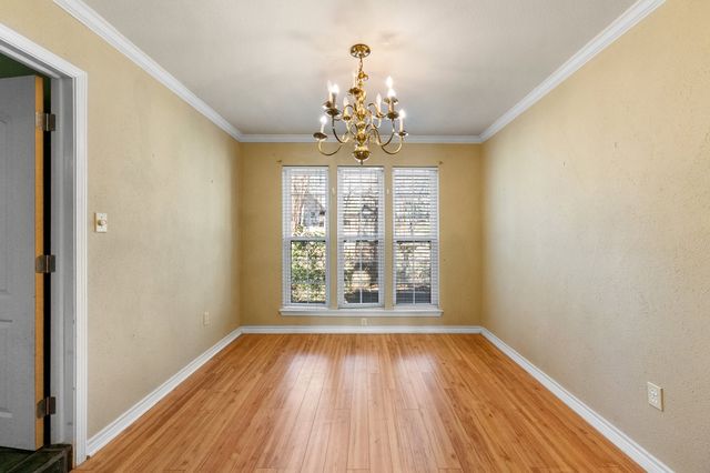 2109 Clearbrook Court, Arlington, TX 76013