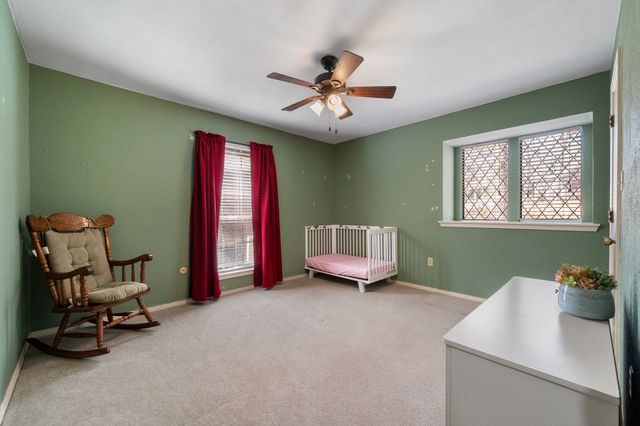 2109 Clearbrook Court, Arlington, TX 76013