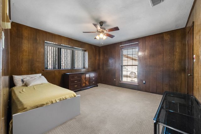 2109 Clearbrook Court, Arlington, TX 76013