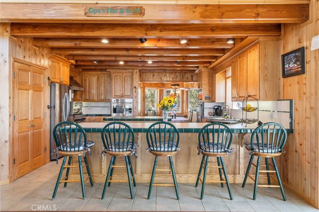 202 S Eagle Drive, Big Bear Lake, CA 92315