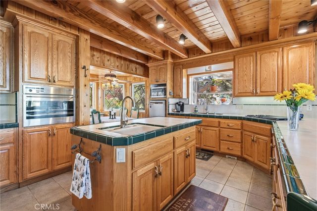 202 S Eagle Drive, Big Bear Lake, CA 92315
