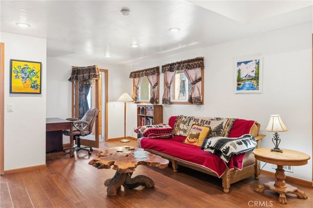 202 S Eagle Drive, Big Bear Lake, CA 92315