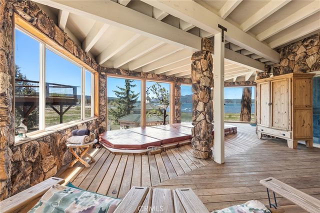 202 S Eagle Drive, Big Bear Lake, CA 92315