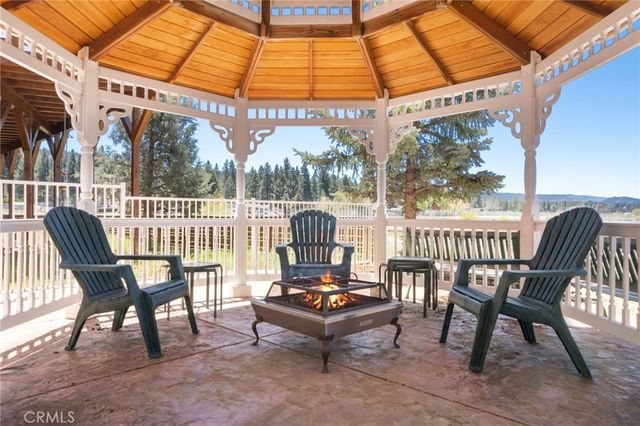 202 S Eagle Drive, Big Bear Lake, CA 92315