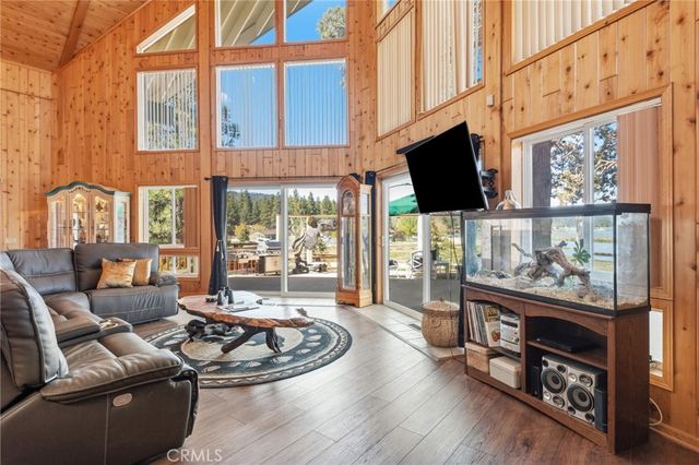 202 S Eagle Drive, Big Bear Lake, CA 92315