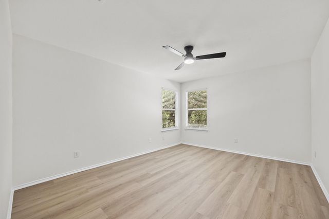 1818 Lost Maples LOOP, Cedar Park, TX 78613