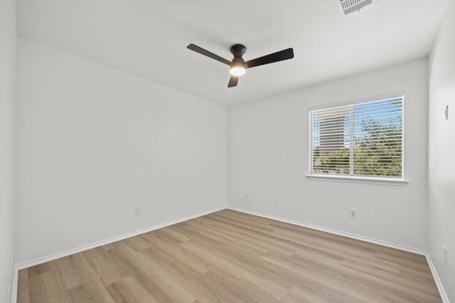 1818 Lost Maples LOOP, Cedar Park, TX 78613