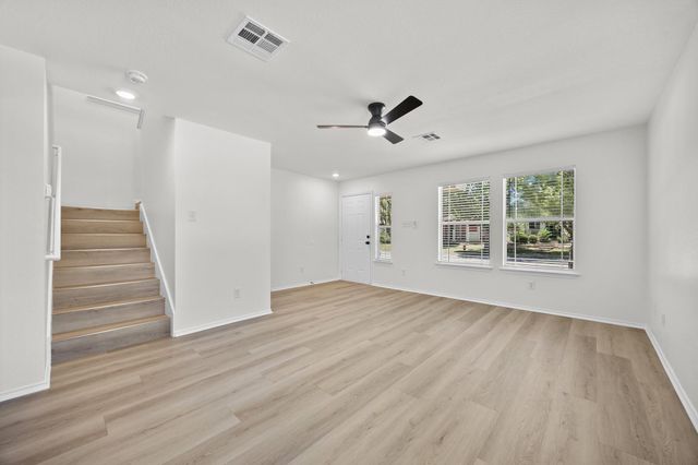 1818 Lost Maples LOOP, Cedar Park, TX 78613