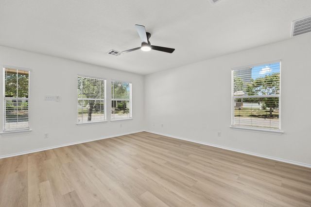 1818 Lost Maples LOOP, Cedar Park, TX 78613