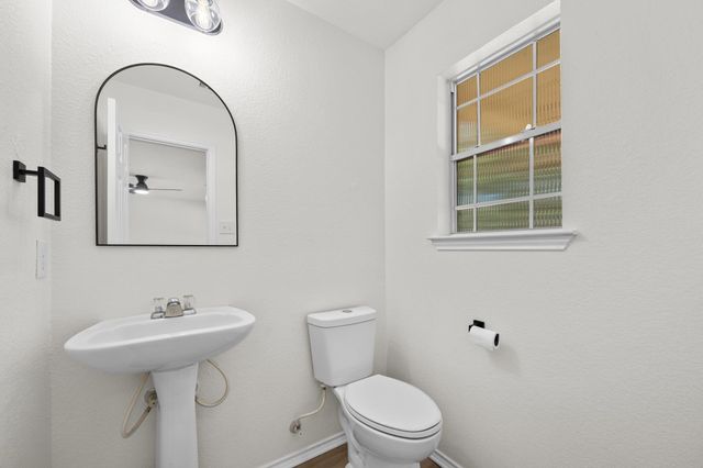 1818 Lost Maples LOOP, Cedar Park, TX 78613