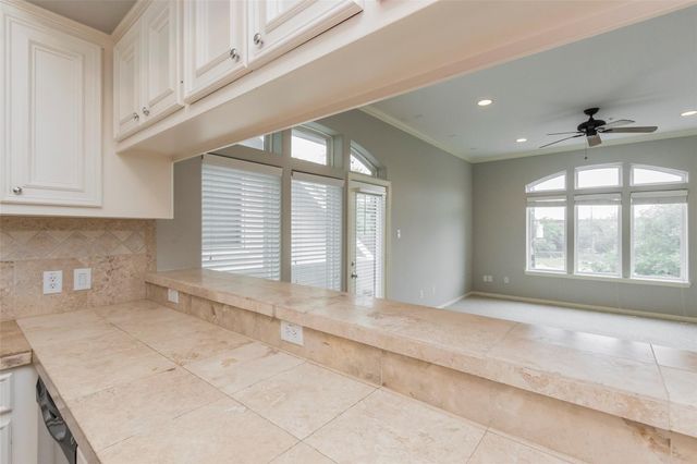 2701 Helena Street 401, Houston, TX 77006