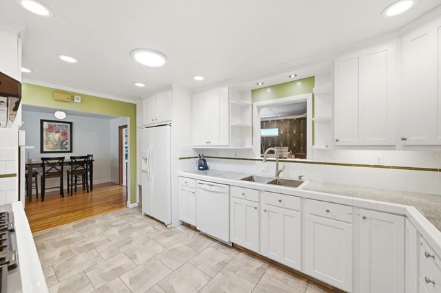 2821 Kino St, Sacramento, CA 95821