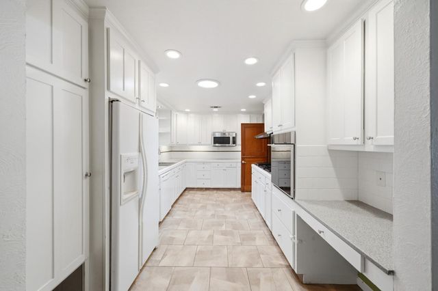 2821 Kino St, Sacramento, CA 95821