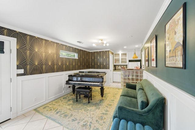 2821 Kino St, Sacramento, CA 95821