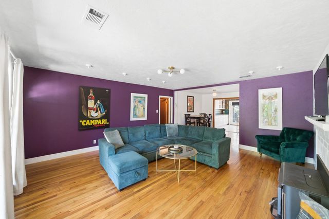 2821 Kino St, Sacramento, CA 95821