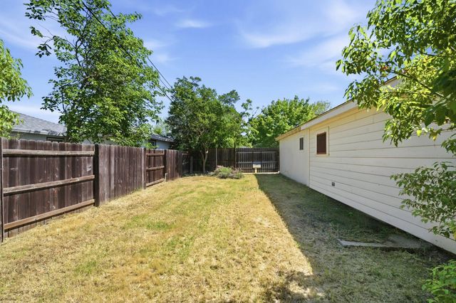 2821 Kino St, Sacramento, CA 95821