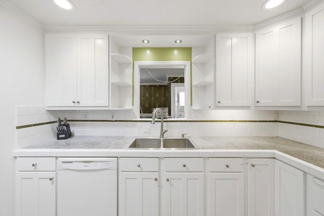 2821 Kino St, Sacramento, CA 95821